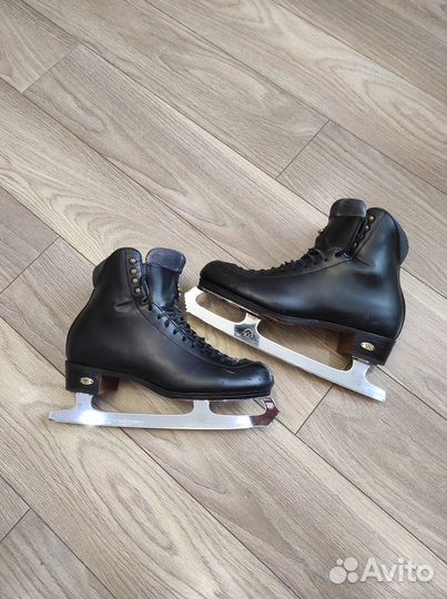 Коньки фигурные Riedell 910 ls + JW Сoronation ACE