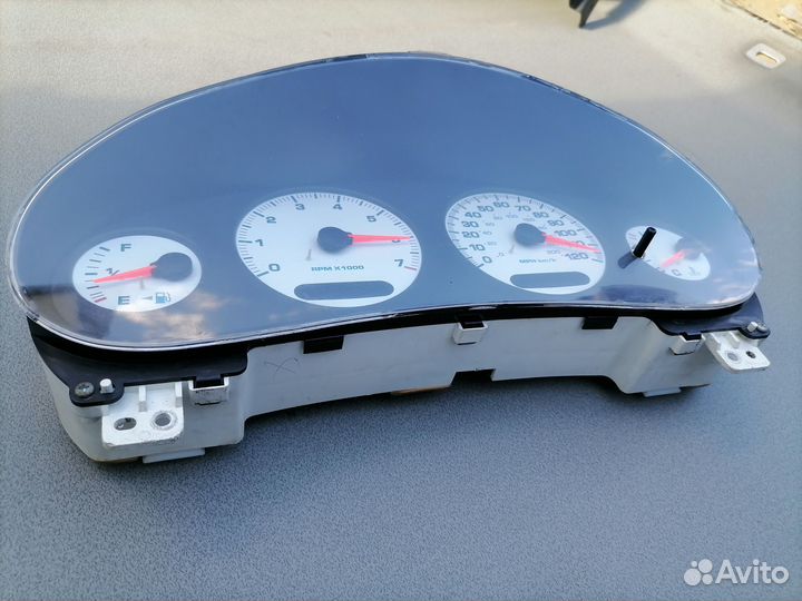 Приборная панель Dodge Intrepid 1992-2002