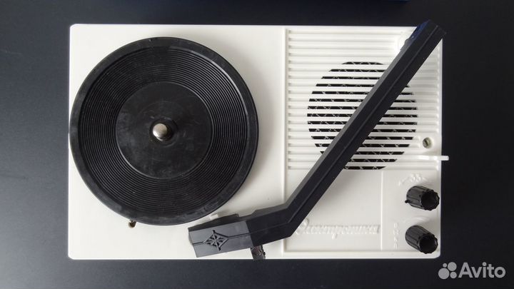 Электрофон новый 