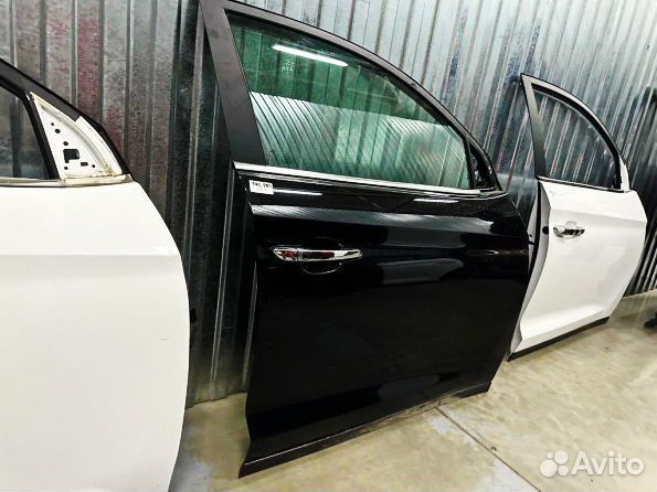 Дверь передняя правая боковая Hyundai Tucson 3