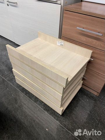 Подставка для компьютера на колесиках