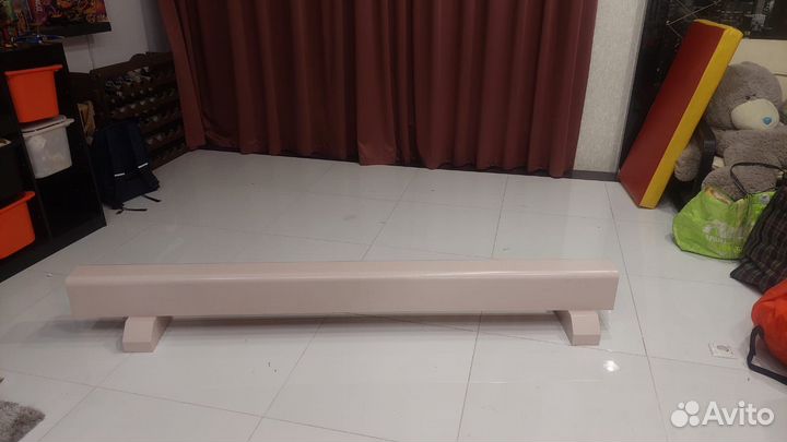 Бревно гимнастическое