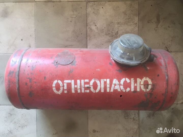 Автомобильный газовый баллон