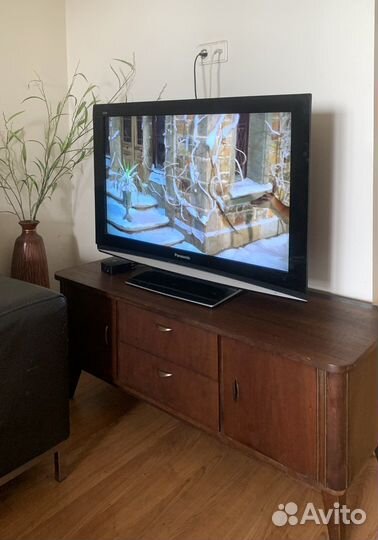 Тумба под телевизор винтаж