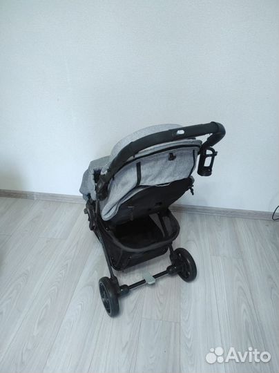 Прогулочная коляска babalo