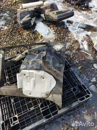 Лонжерон передний правый Volkswagen Touareg 7L6