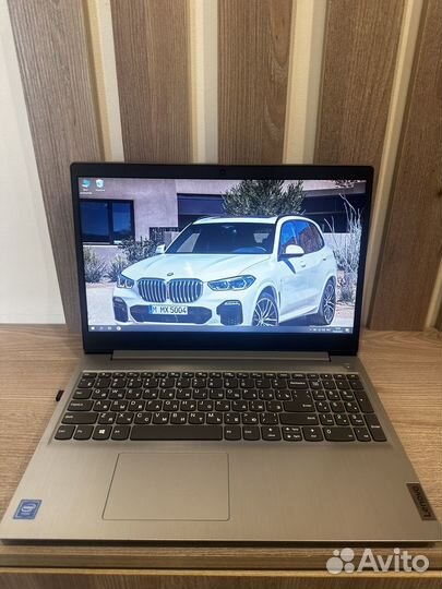 Ноутбук Lenovo 2021го года