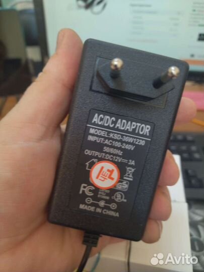 Блок питания для ноутбуков 12v 3a 3.5X1.35мм