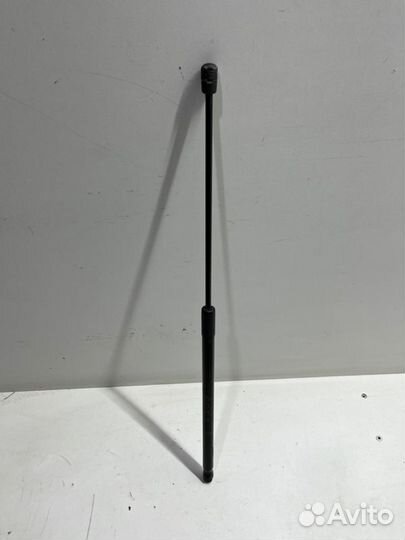 Амортизатор капота передний Toyota Camry V70/V75