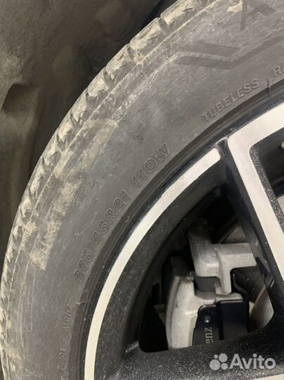 Bridgestone Alenza 001 275/45 R21