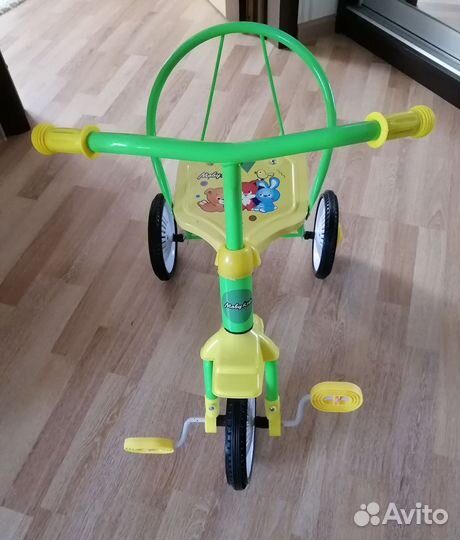 Детский трехколесный велосипед