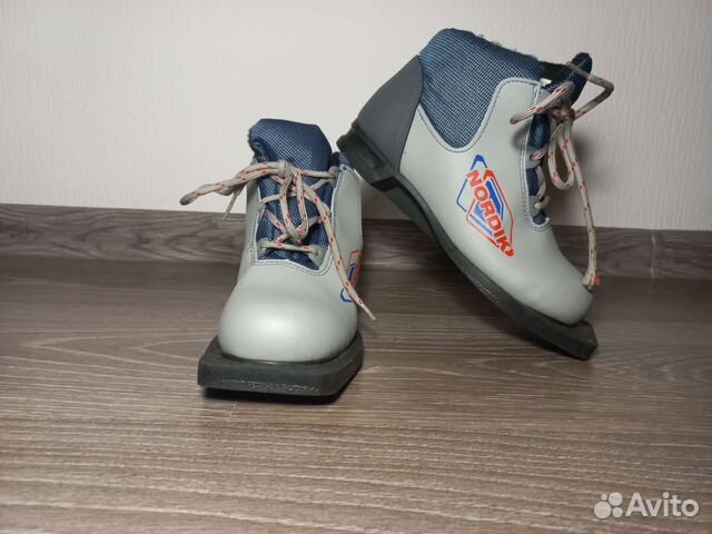 Лыжные ботинки 34р