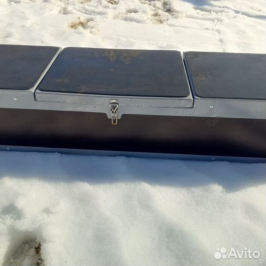 Центральный рундук в лодку Волжанка 42