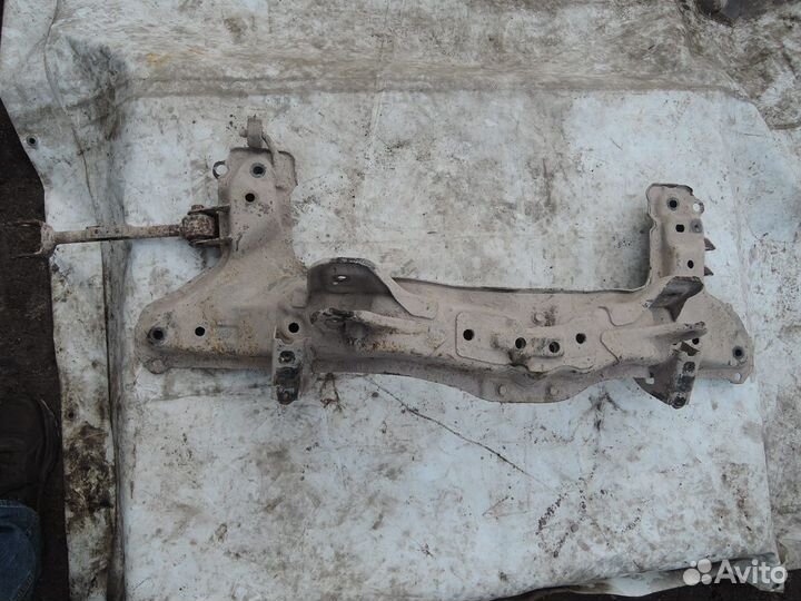 Балка задняя для Honda CR-V 2002-2006