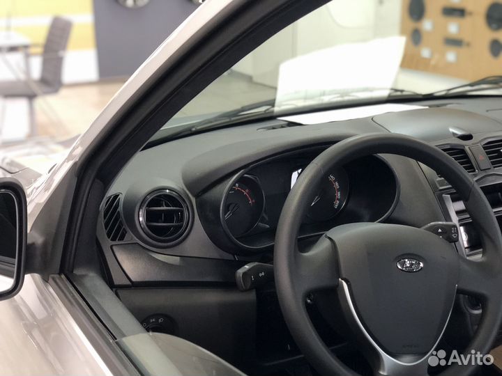 LADA Granta 1.6 МТ, 2023
