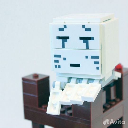 Конструктор 79147 Майнкрафт 589 деталей