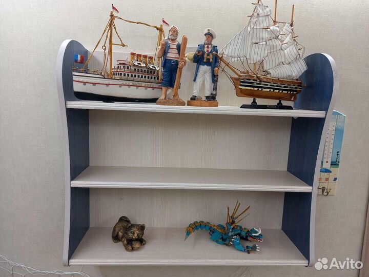 Полка настенная