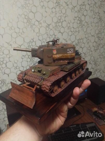 Модель танка кв 2