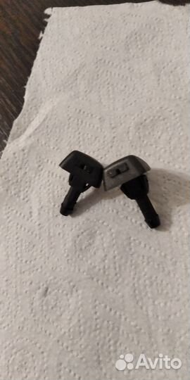 Форсунки стеклоомывателя Volvo