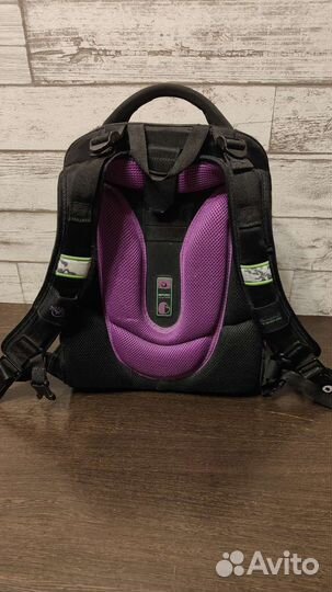 Школьный рюкзак hummingbird