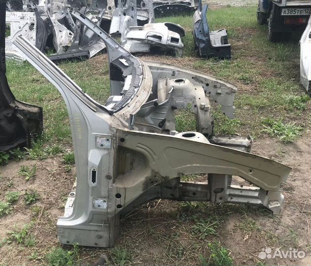 Лонжерон передний правый Bmw X5 E53 M54B30 01.2004