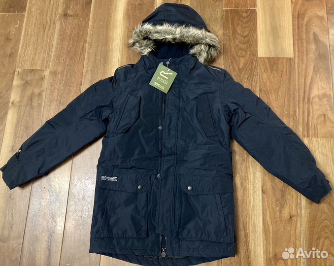 Куртка демисезонная для мальчика новая 140-146