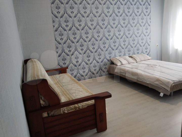2-к. квартира, 57 м², 4/9 эт.