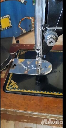 Швейная машина Минерва