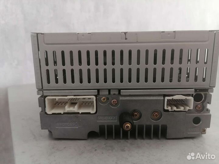 Магнитола Mazda Demio DW3W