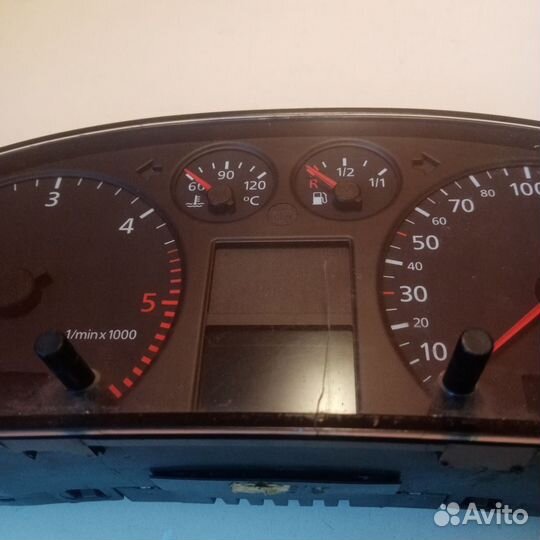 Щиток приборов / панель приборов Audi A6 C5 дизель