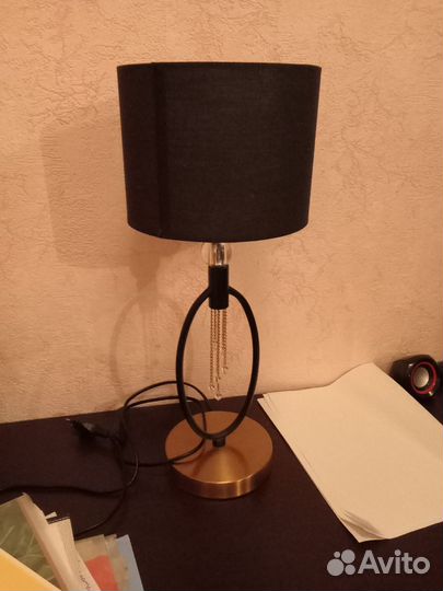 Лампа настольная
