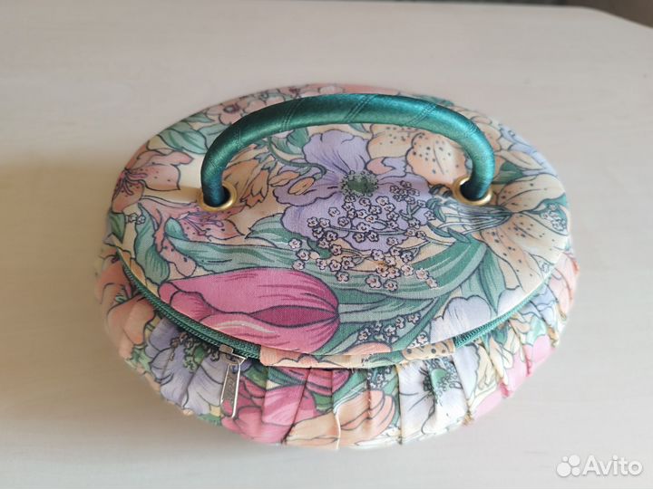 Шкатулка косметичка сумочка