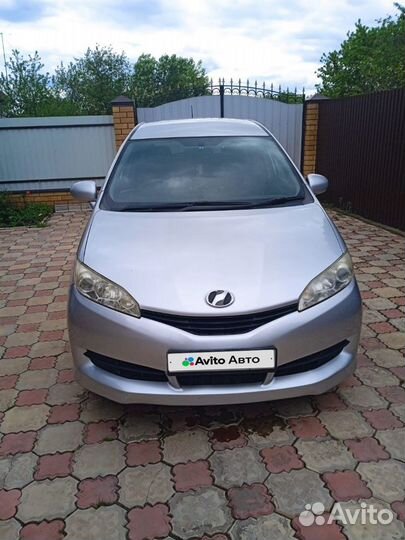 Toyota Wish 1.8 CVT, 2011, 236 000 км