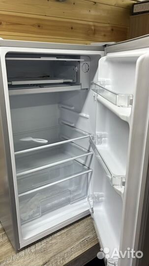 Холодильник новый