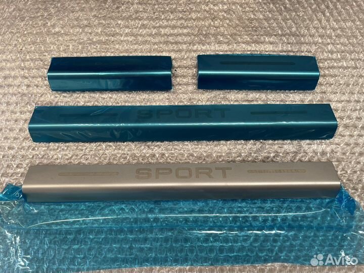 Накладки на пороги range rover sport l494