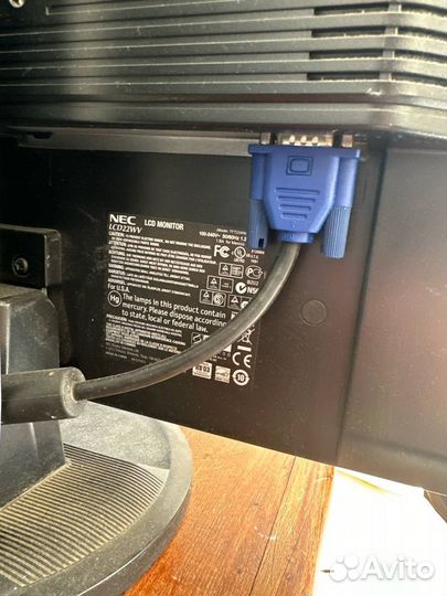 Монитор NEC LCD22wv