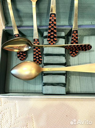 Серебрянные ложки. Комплект 916 проба Новые