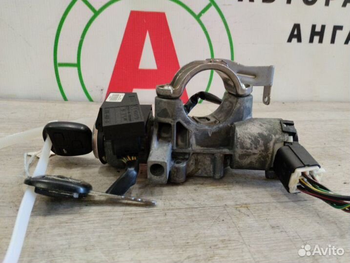 Замок зажигания Toyota Avensis T25 1zzfe 2007