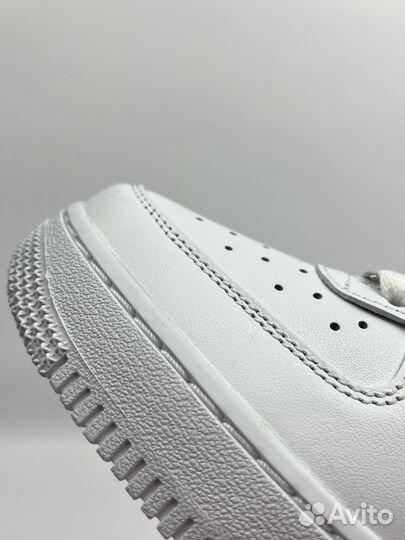 Кроссовки Nike Air Force 1 '07 Triple White