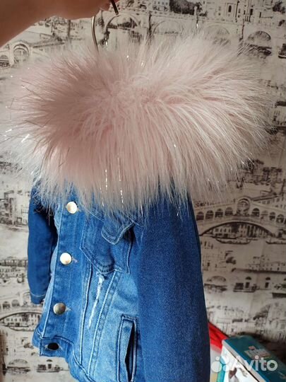 Куртка джинсовая на девочку 3-4 года