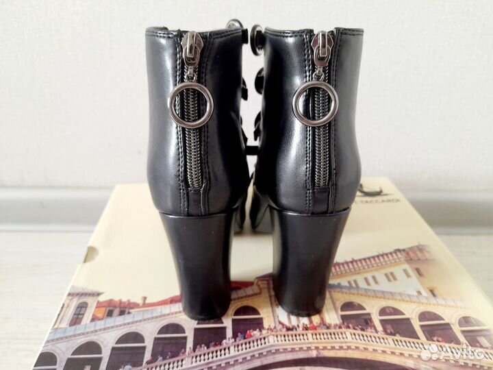 Туфли открытые черные, размер 35