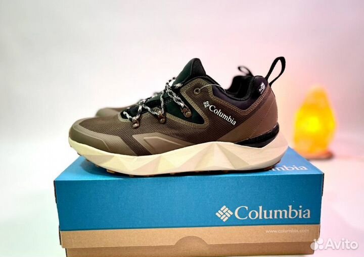 Кроссовки Columbia эргономичные