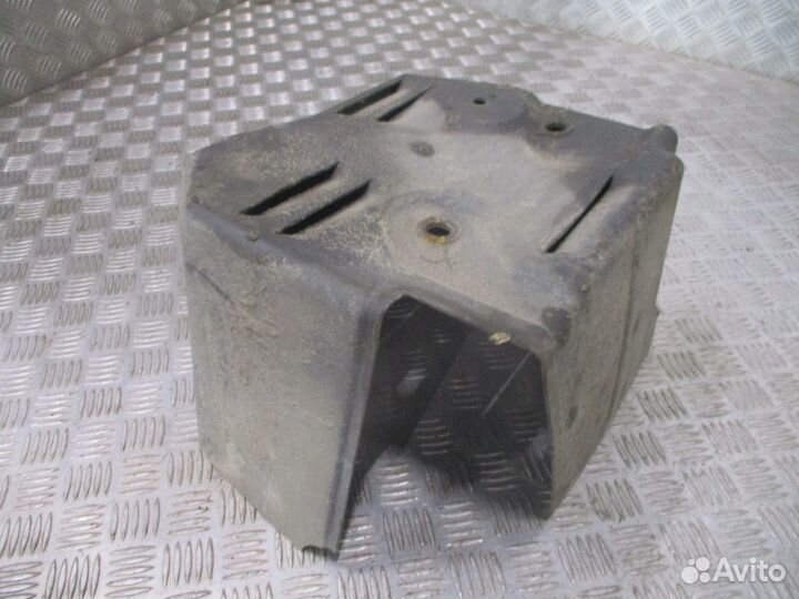 Крышка отсека клапанов Scania 1724871