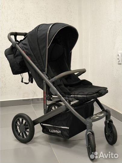 Прогулочная коляска Luxmom 790