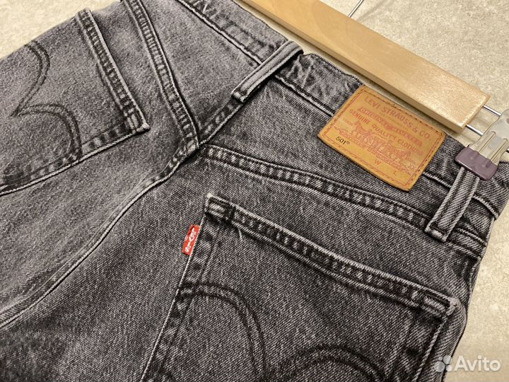 Джинсы женские Levis 501