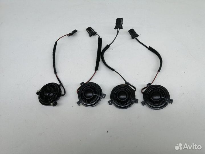 Динамик Volkswagen Touareg 2 NF 3.0 TDI 2011