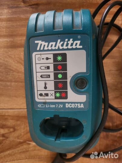 Аккумуляторная отвертка Makita