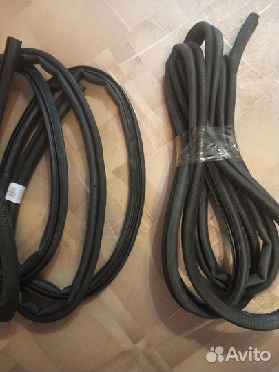 Уплотнитель 2121 двери