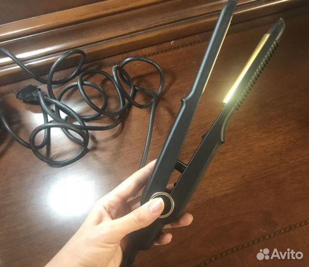 Итальянская плойка L’Arte. Щипцы для завивки