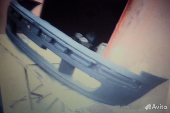 Бампер Мицубиси Каризма